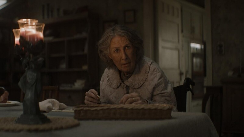 Maude Davey en Posesion infernal: En llamas (2026)
